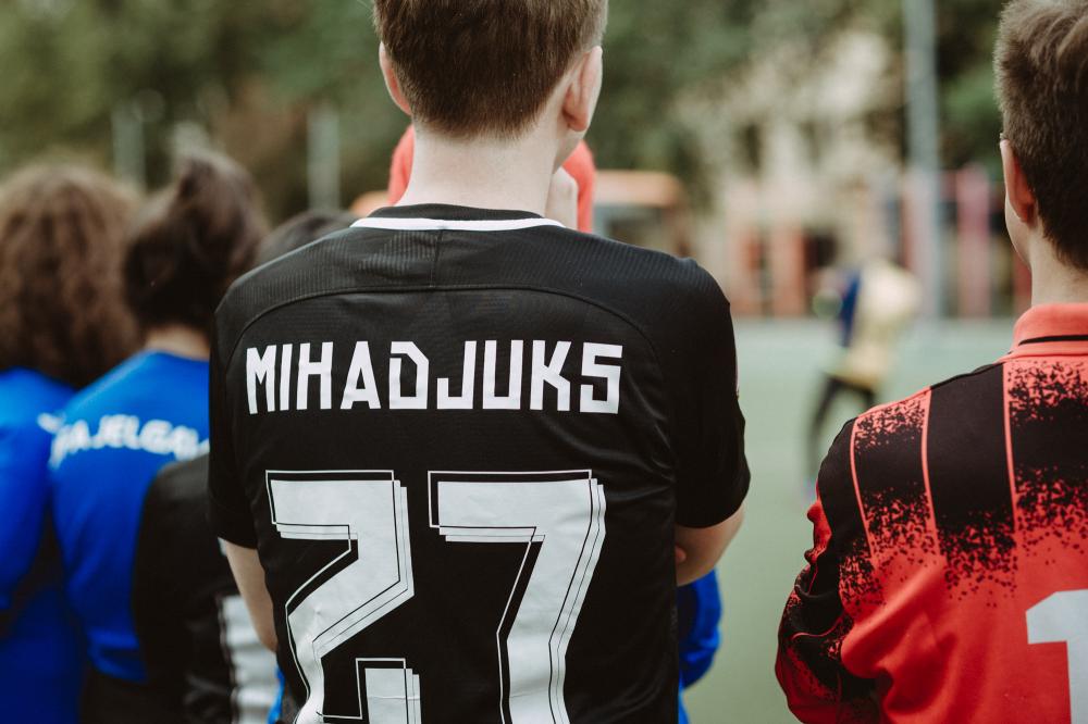 Backside of a football player