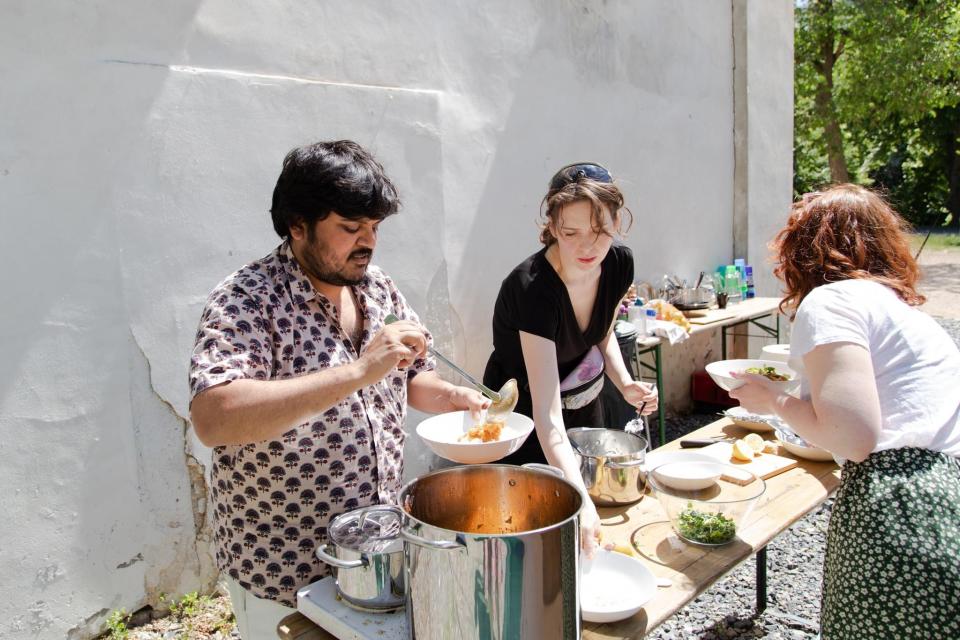 People serving food